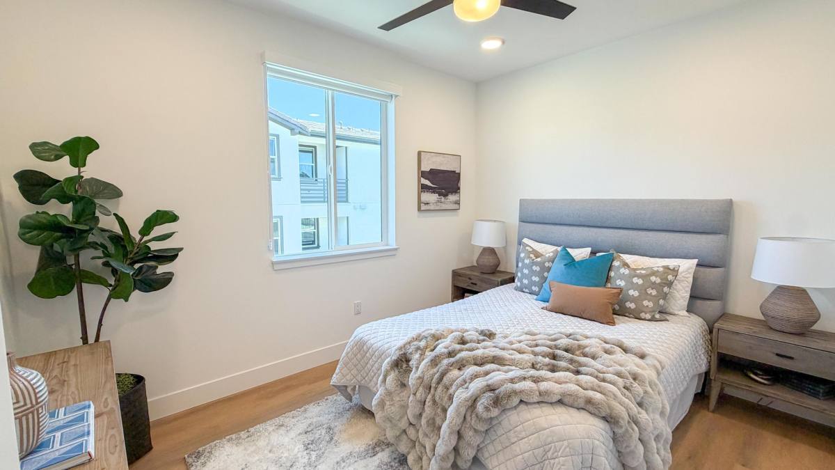 Apartment for rent at 2542-2546 Ridgeway Dr, National City, CA 91950