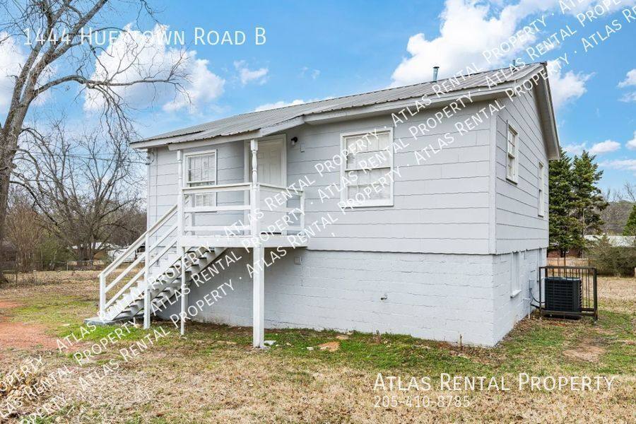 House for rent at 1444 Hueytown Rd #B, Bessemer, AL 35023
