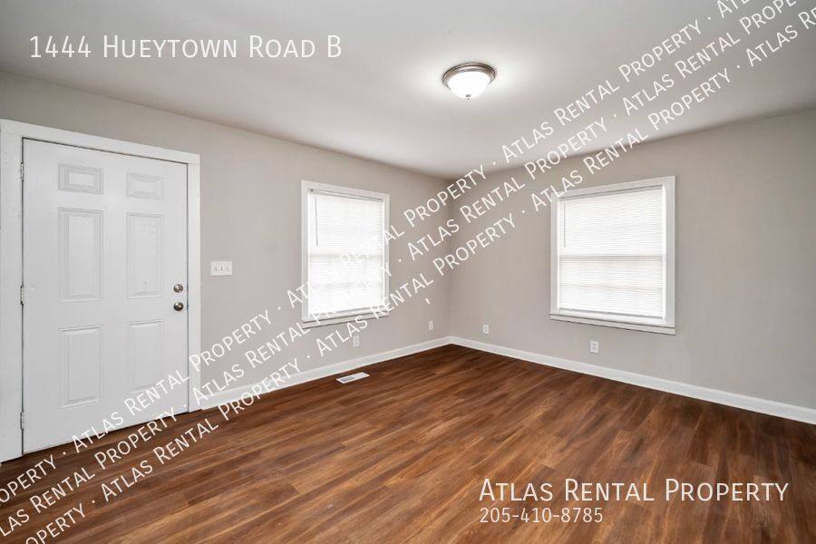 House for rent at 1444 Hueytown Rd #B, Bessemer, AL 35023