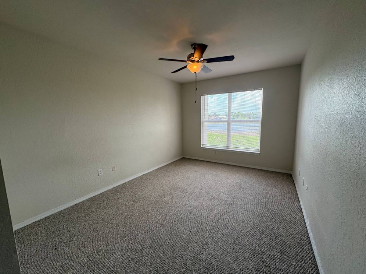 Apartment for rent at 8013 Heminway Circle, Haines City, FL 33844