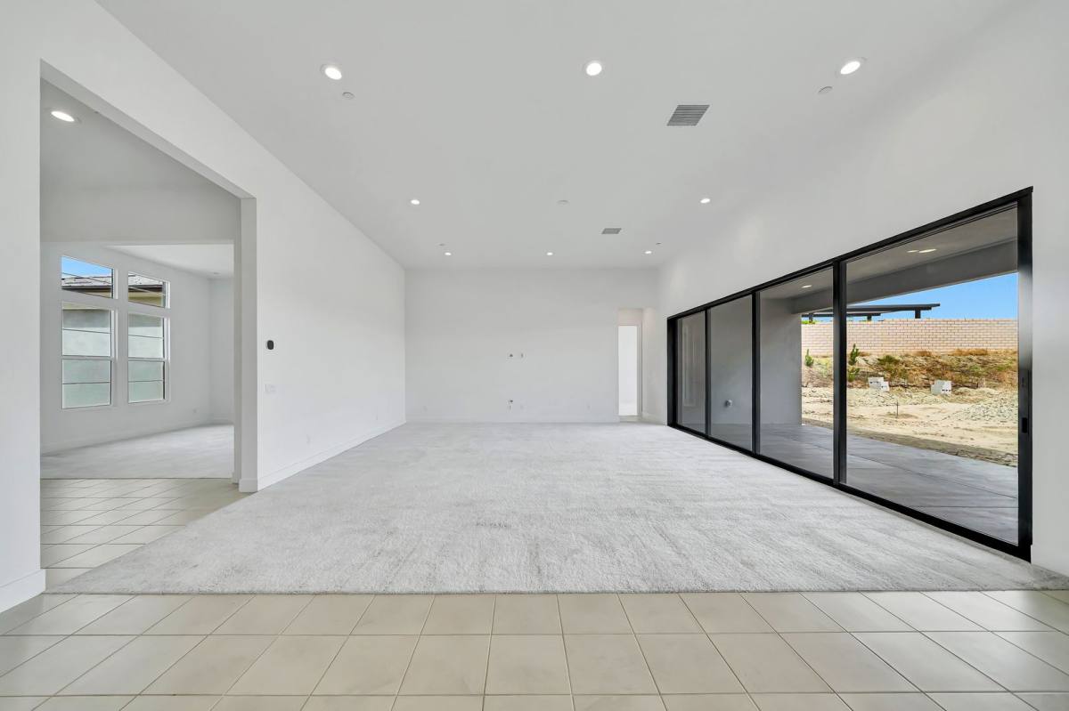 House for rent at 30000 N Camino Los Robles, Valencia, CA 91354