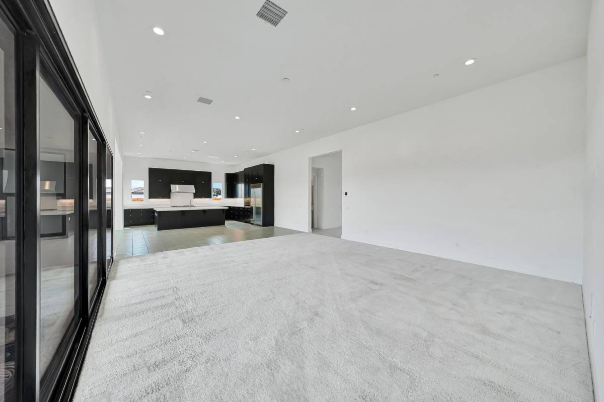 House for rent at 30000 N Camino Los Robles, Valencia, CA 91354