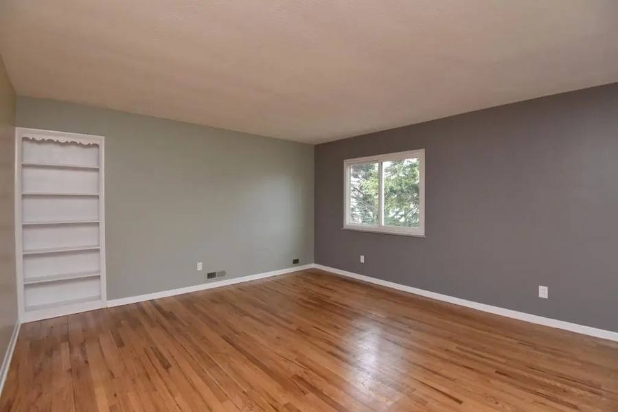 Apartment for rent at 10204 S Highland Ave, Cleveland, OH 44125