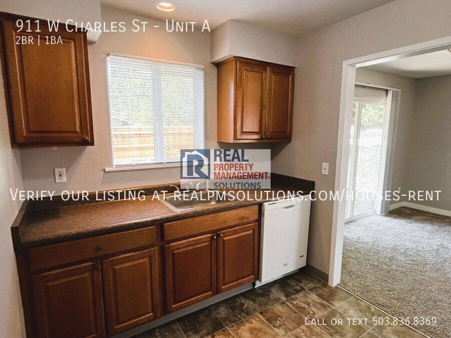 Apartment for rent at 911 W Charles St #A, Newberg, OR 97132