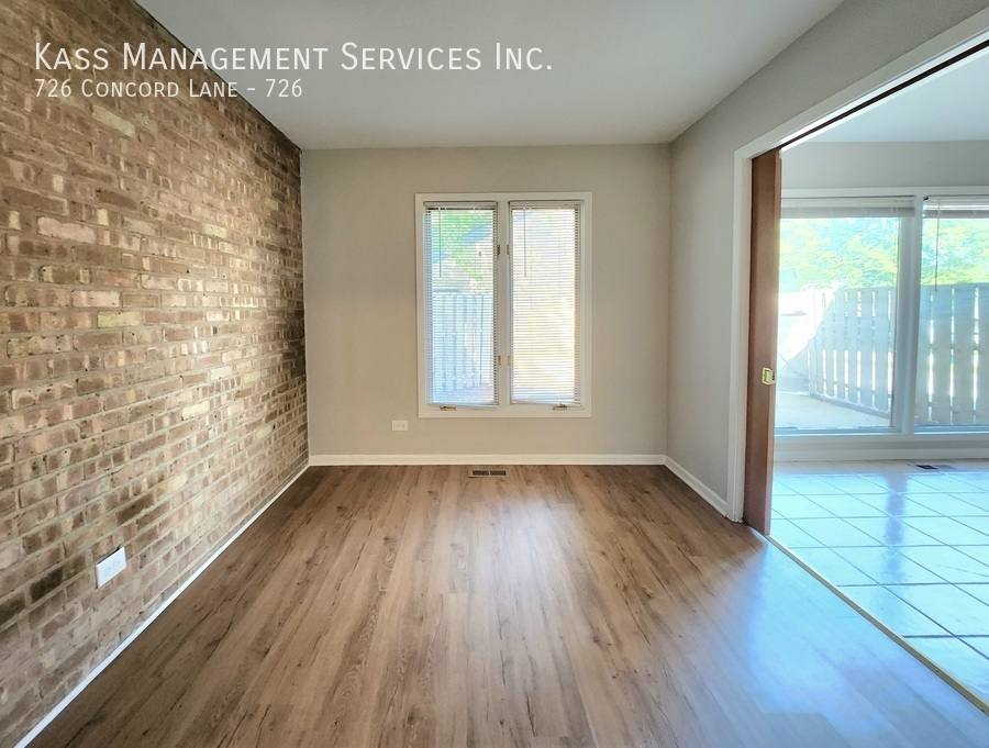 Townhouse for rent at 726 Concord Lane #726, Barrington, IL 60010