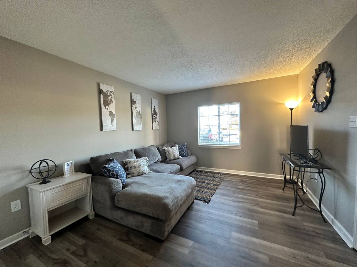 Apartment for rent at 245 McDonnell Ave, Biloxi, MS 39531