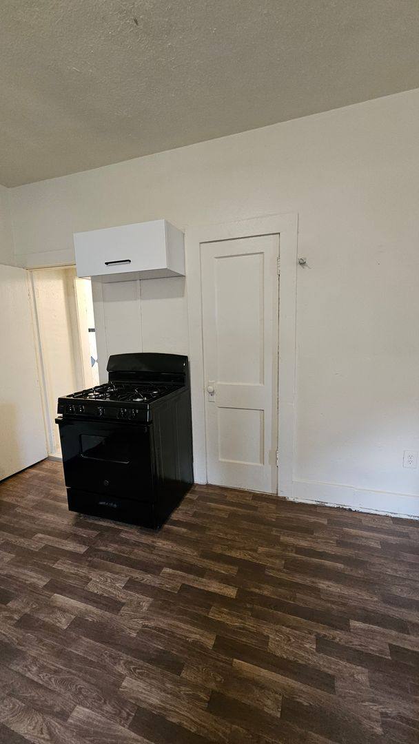 Apartment for rent at 612 Arno St SE 1-4, Albuquerque, NM 87102