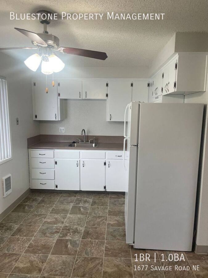 Apartment for rent at 1677 Savage Rd NE, Salem, OR 97301