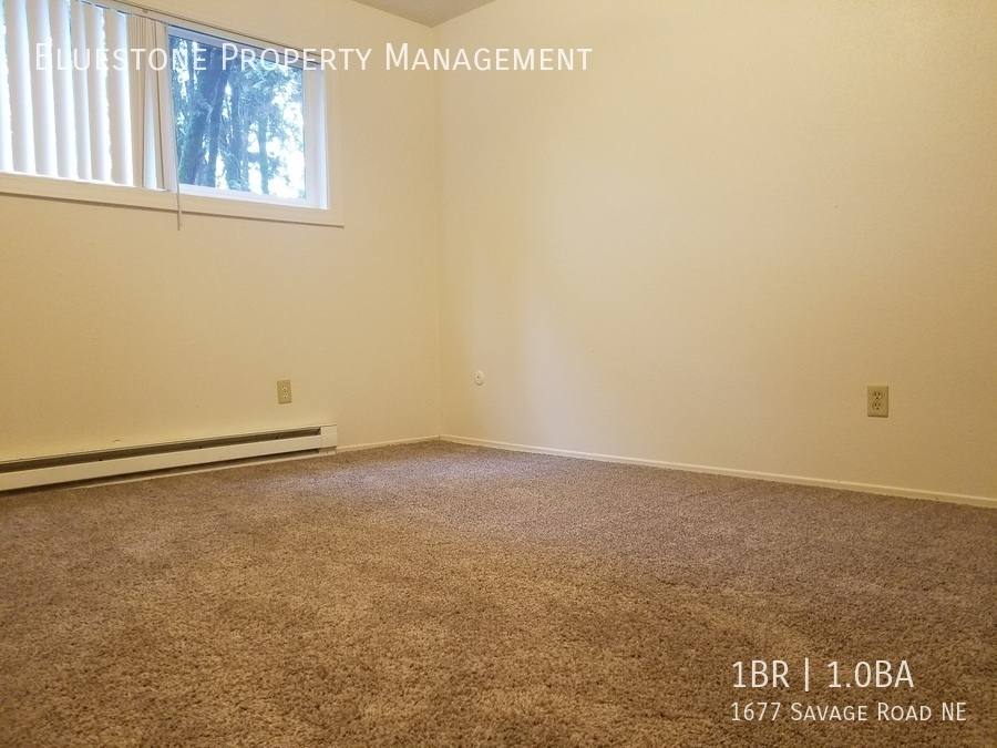 Apartment for rent at 1677 Savage Rd NE, Salem, OR 97301
