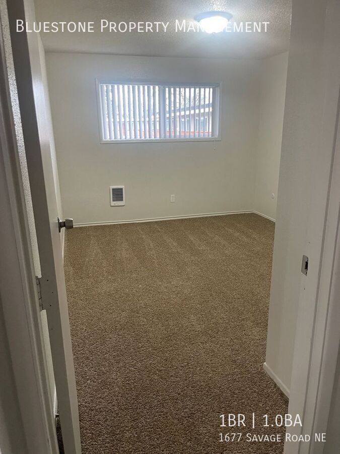 Apartment for rent at 1677 Savage Rd NE, Salem, OR 97301