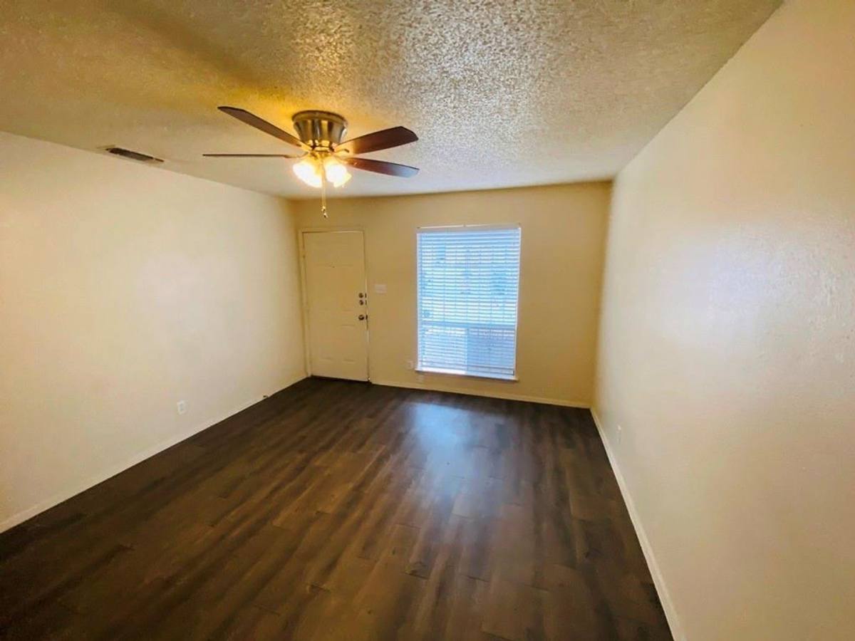 Apartment for rent at 1710 Ledgewood Dr, Austin, TX 78758