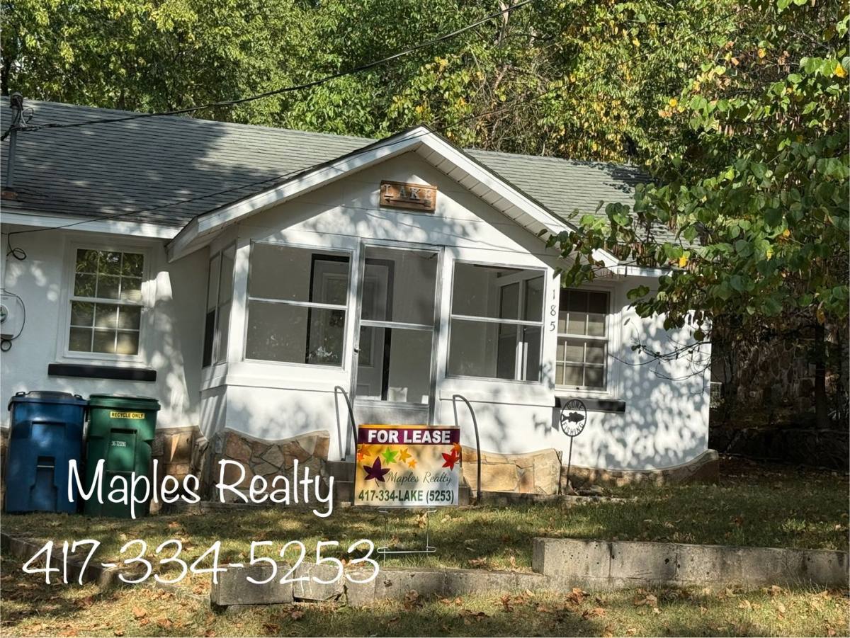 House for rent at 185 Wildflower Ave, Rockaway Beach, MO 65740