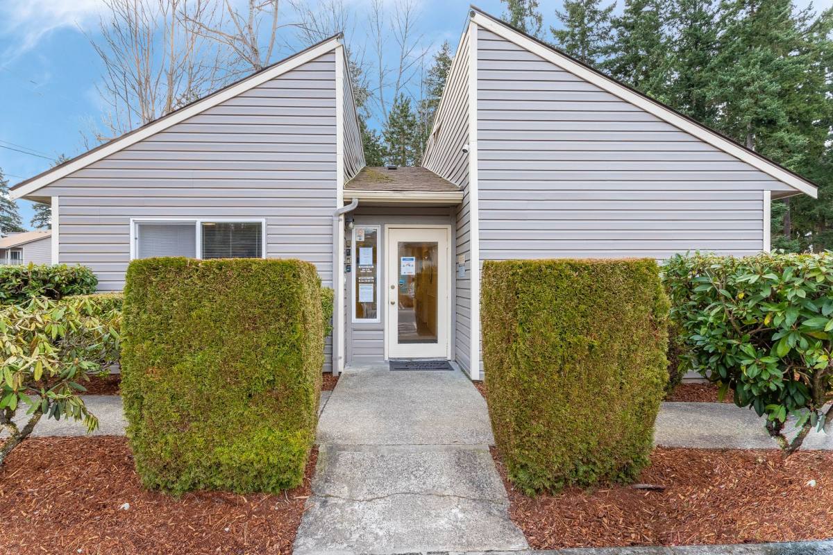 Apartment for rent at 1800 S 330th St, Federal Way, WA 98003