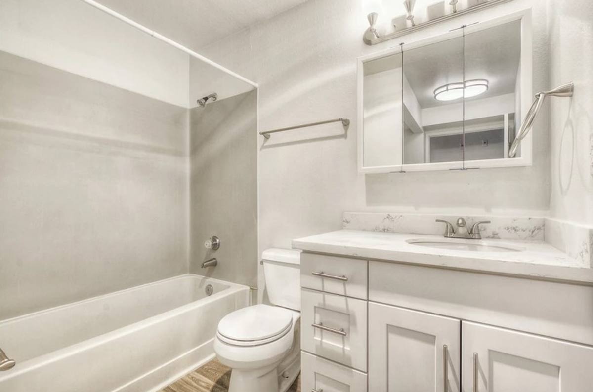 Apartment for rent at 1800 S 330th St, Federal Way, WA 98003