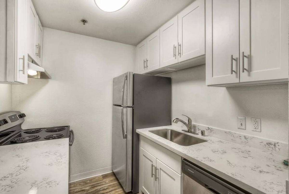 Apartment for rent at 1800 S 330th St, Federal Way, WA 98003
