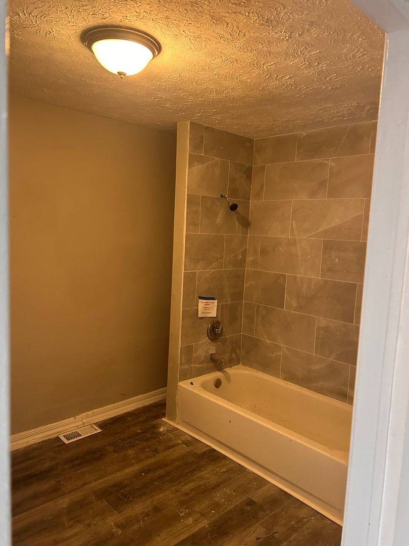 House for rent at 8825 Meeker Rd, Dayton, OH 45414