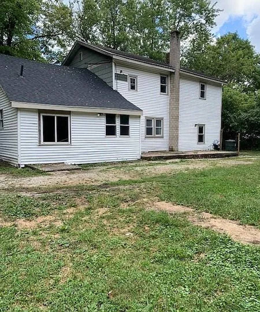 House for rent at 8825 Meeker Rd, Dayton, OH 45414
