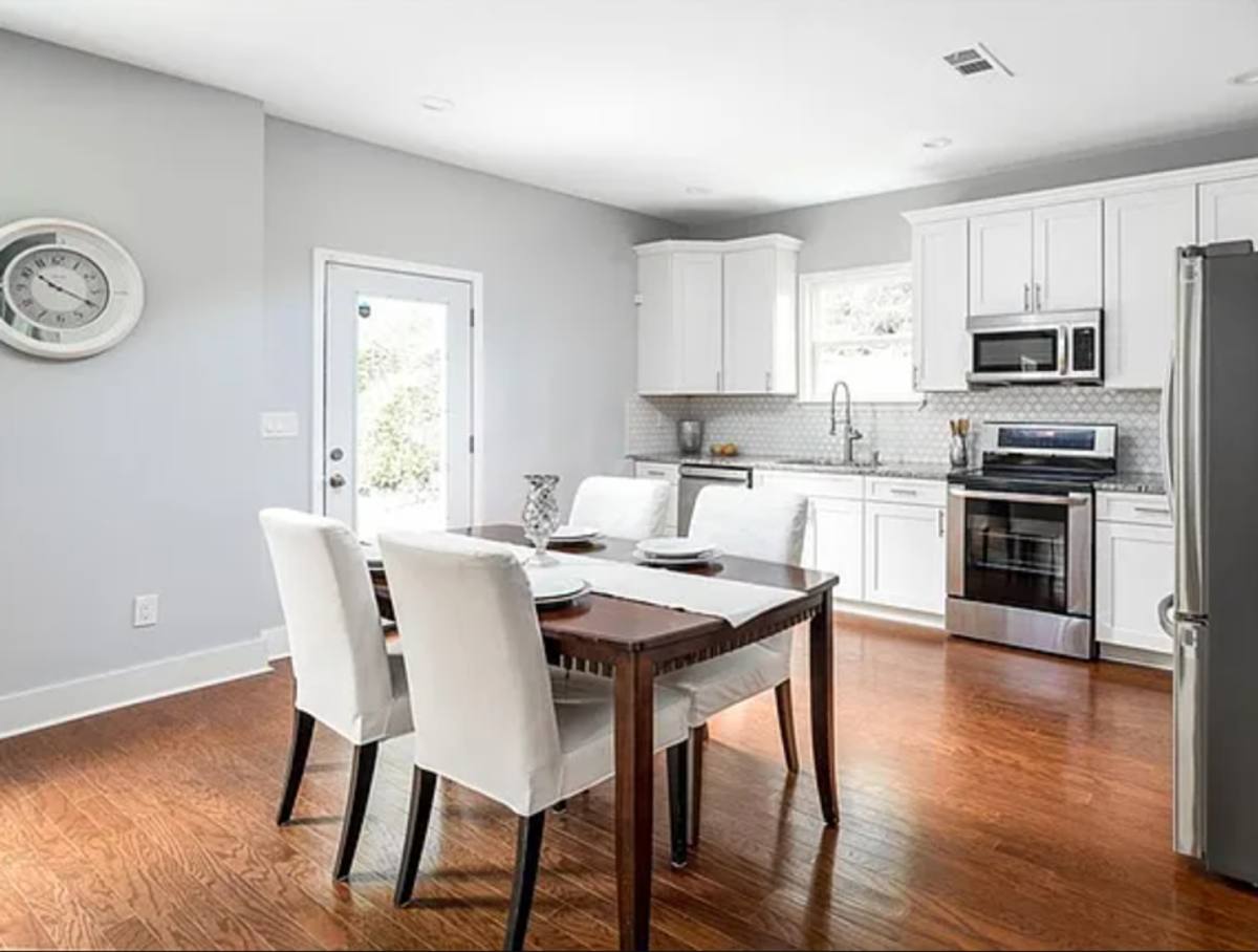 House for rent at 1267 Graymont Dr SW, Atlanta, GA 30310