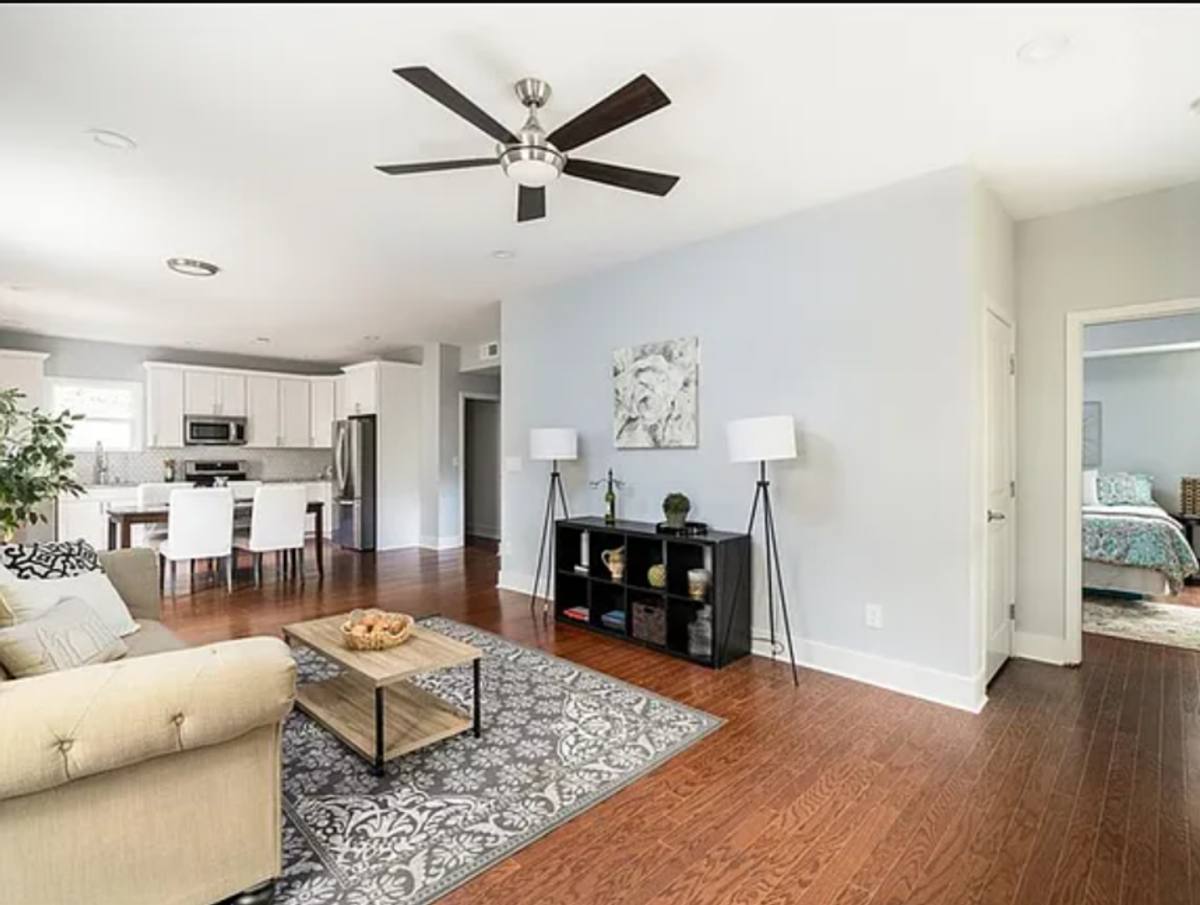 House for rent at 1267 Graymont Dr SW, Atlanta, GA 30310