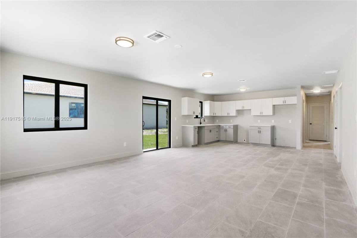 Apartment for rent at 981 NW 4th Ave #981-1, Pompano Beach, FL 33060