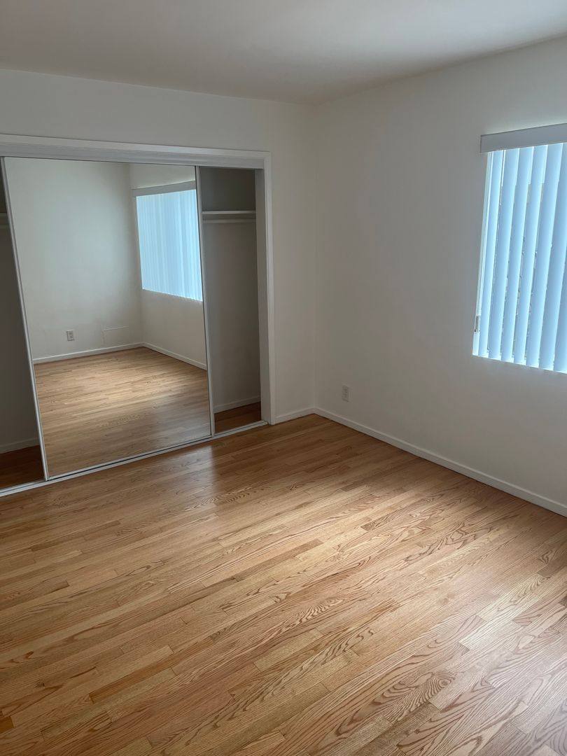 Apartment for rent at 323 Marine St, Santa Monica, CA 90405
