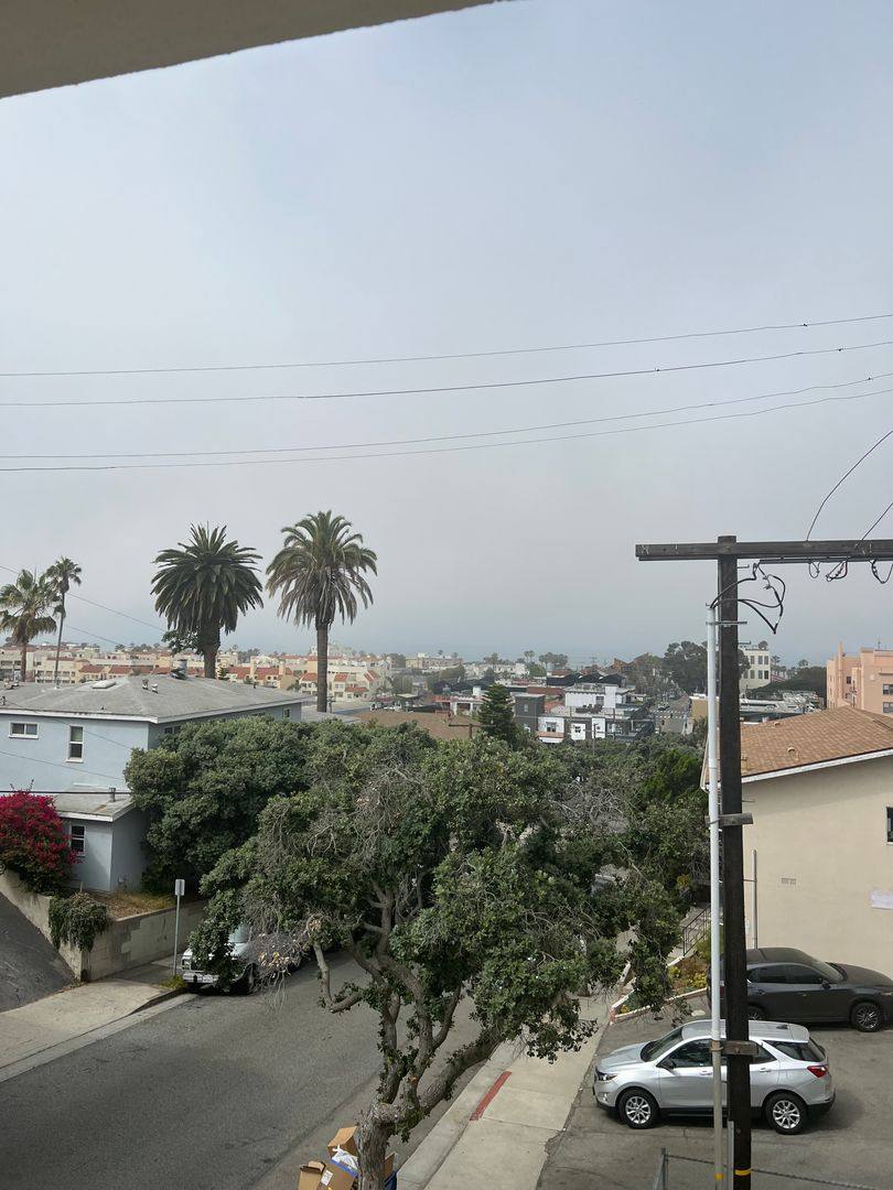 Apartment for rent at 323 Marine St, Santa Monica, CA 90405