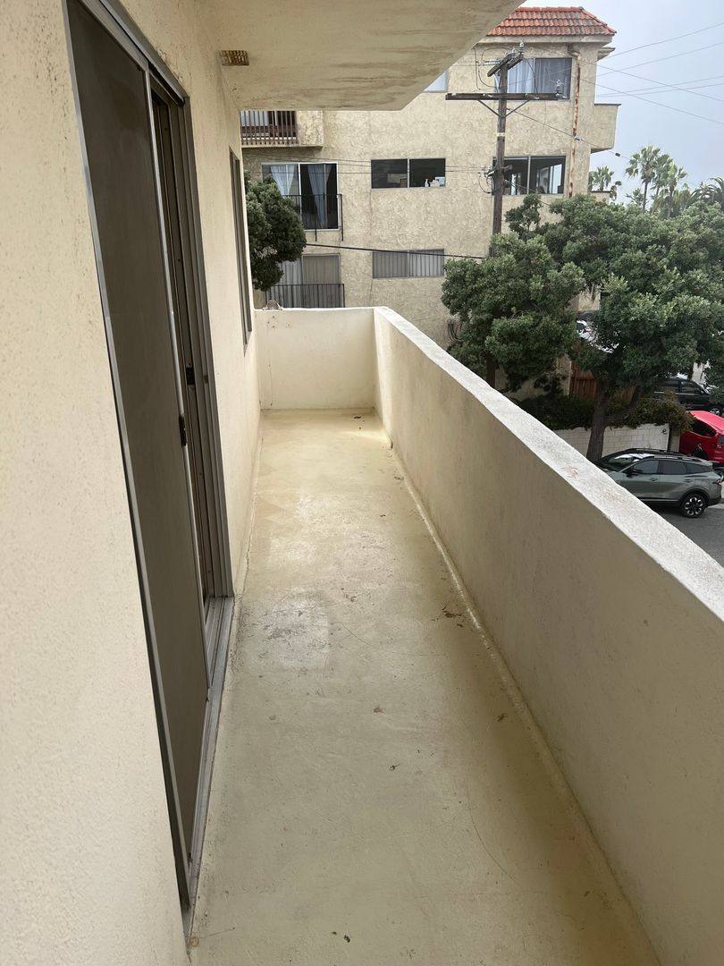 Apartment for rent at 323 Marine St, Santa Monica, CA 90405