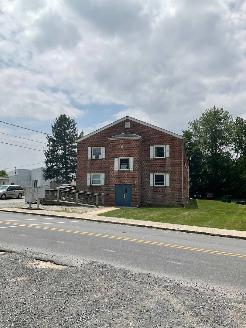 Apartment for rent at 24 Middle Spring Ave, Shippensburg, PA 17257