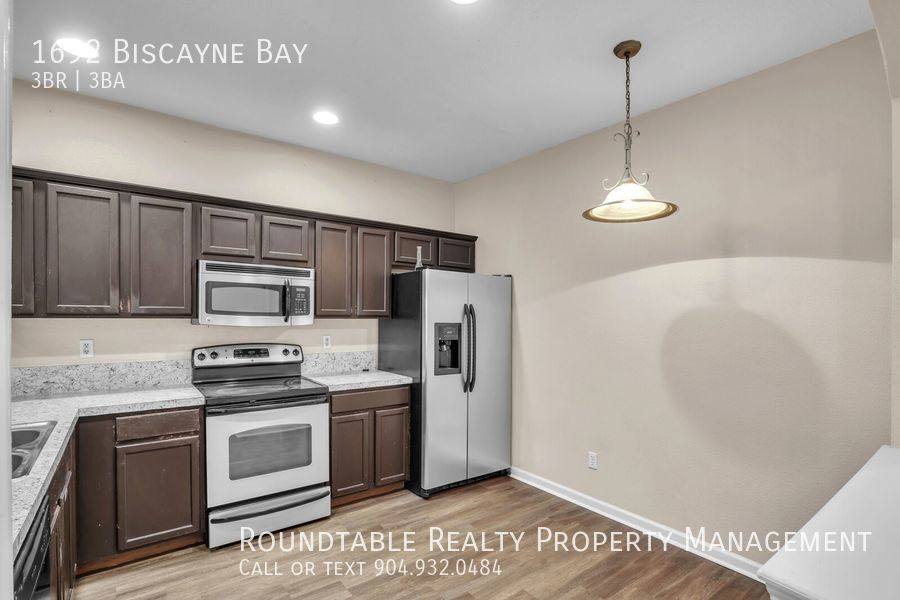 Townhouse for rent at 1692 Biscayne Bay, Jacksonville, FL 32218