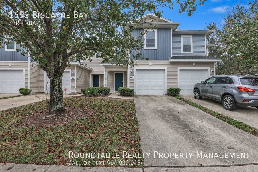 Townhouse for rent at 1692 Biscayne Bay, Jacksonville, FL 32218