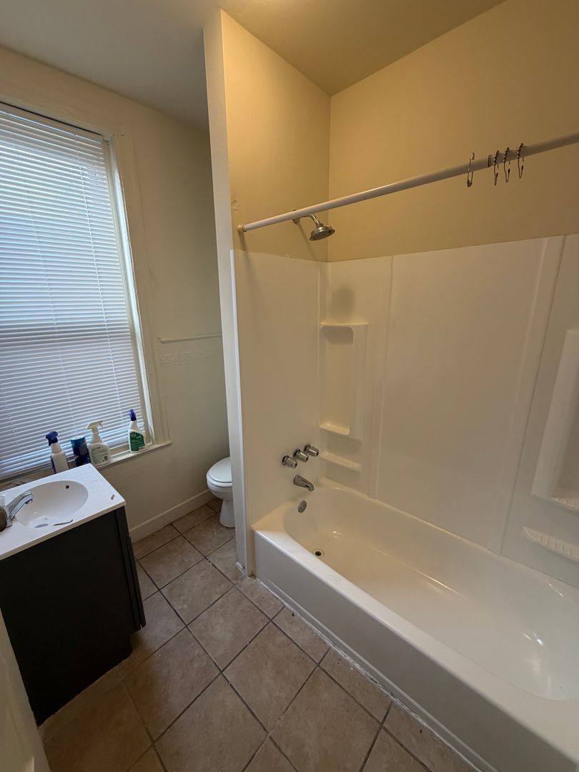Apartment for rent at 1103 Lindley Ave, Philadelphia, PA 19141