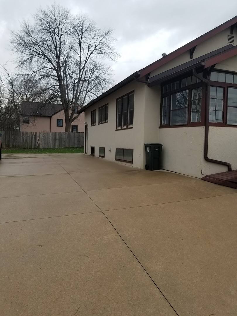 House for rent at 2221 Main St, Cedar Falls, IA 50613