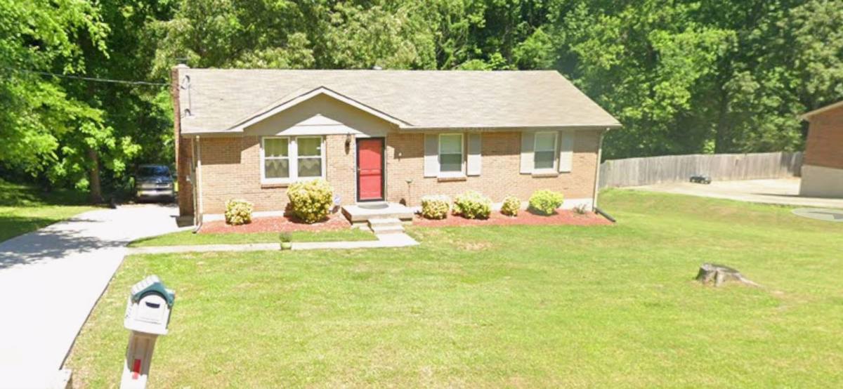 House for rent at 807 Pollard Rd, Clarksville, TN 37042