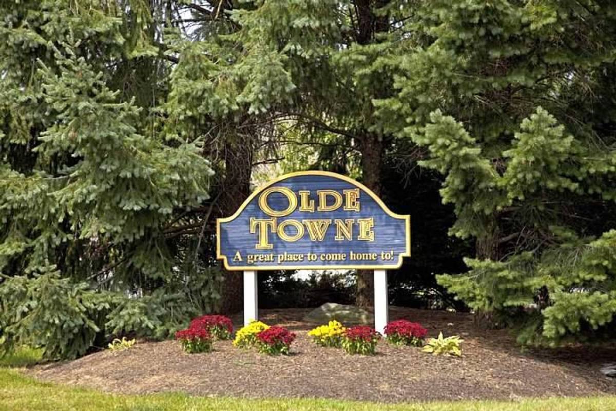 Apartment for rent at 100 Ramapo Trail, Allentown, PA 18104