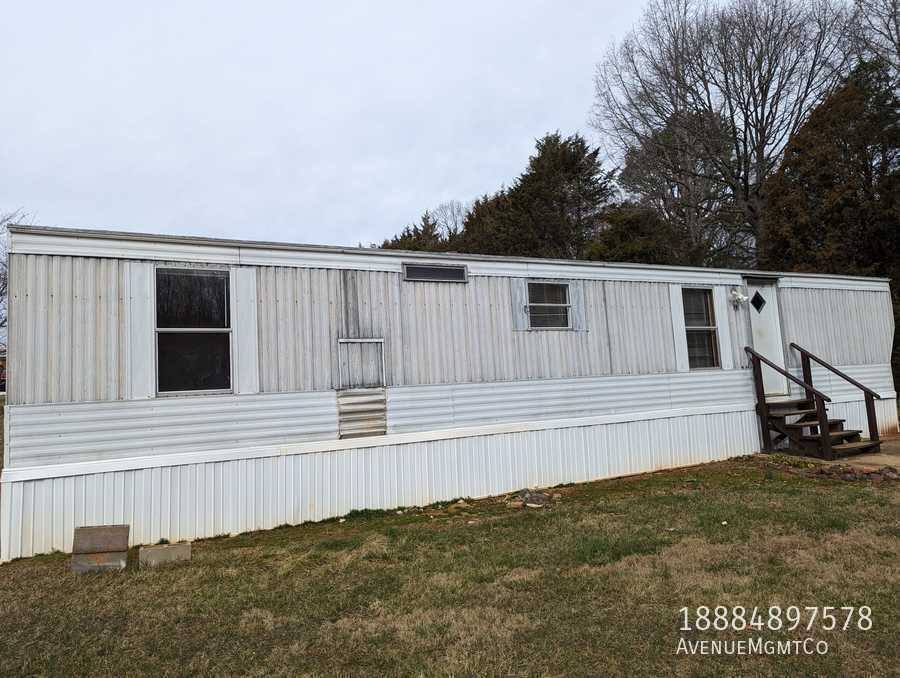 Apartment for rent at 3010 21st St Lane NE, Hickory, NC 28601