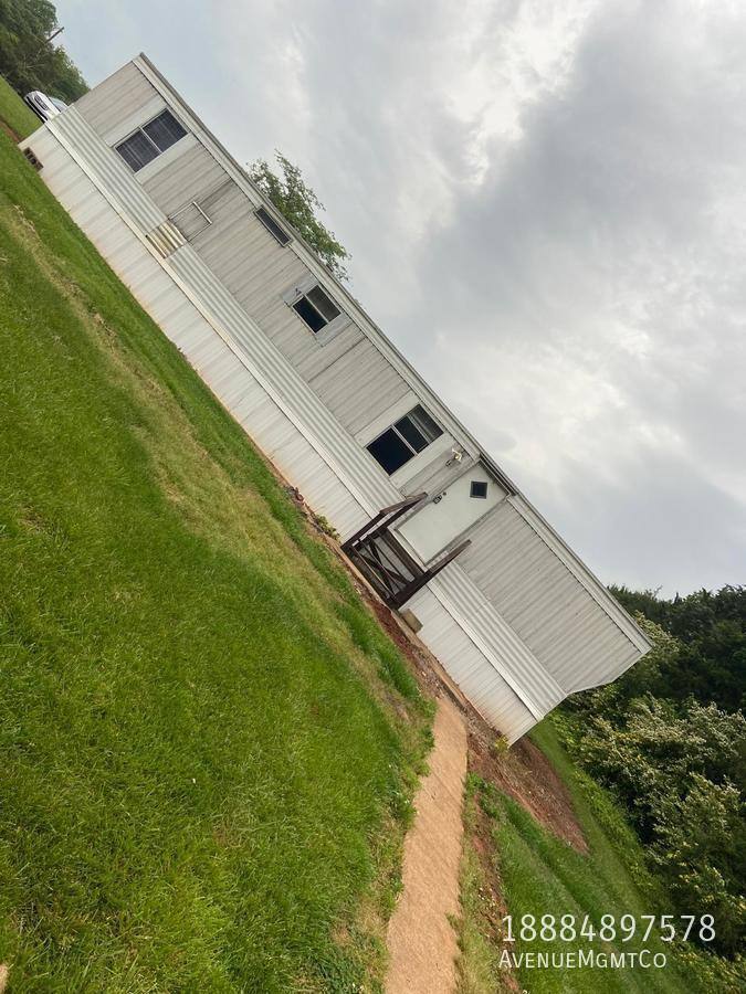Apartment for rent at 3010 21st St Lane NE, Hickory, NC 28601