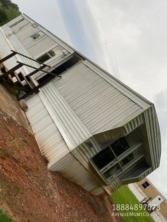 Apartment for rent at 3010 21st St Lane NE, Hickory, NC 28601