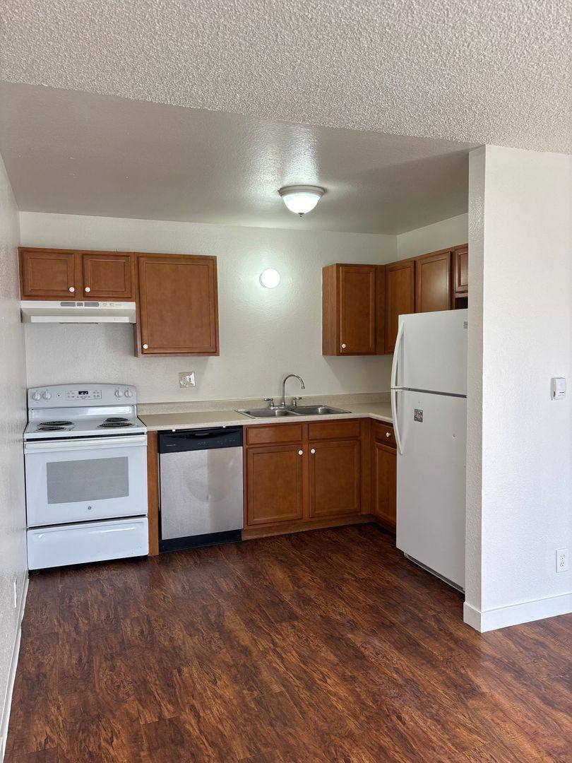 Apartment for rent at 1221 Yarrow St, Denver, CO 80214
