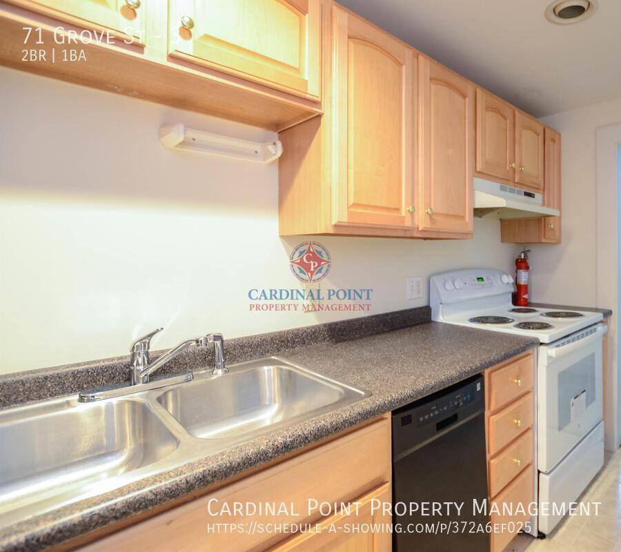 Apartment for rent at 71 Grove St #3, Dover, NH 03820