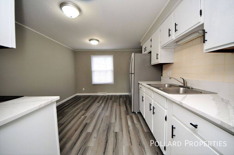 Apartment for rent at 313 Granada Dr, Warrenton, MO 63383