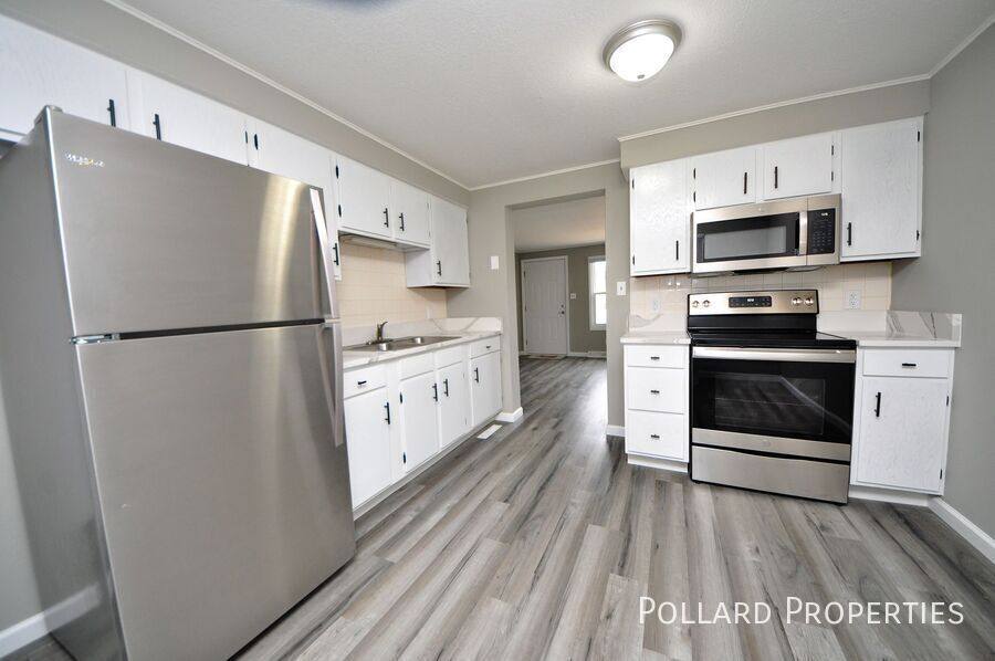 Apartment for rent at 313 Granada Dr, Warrenton, MO 63383