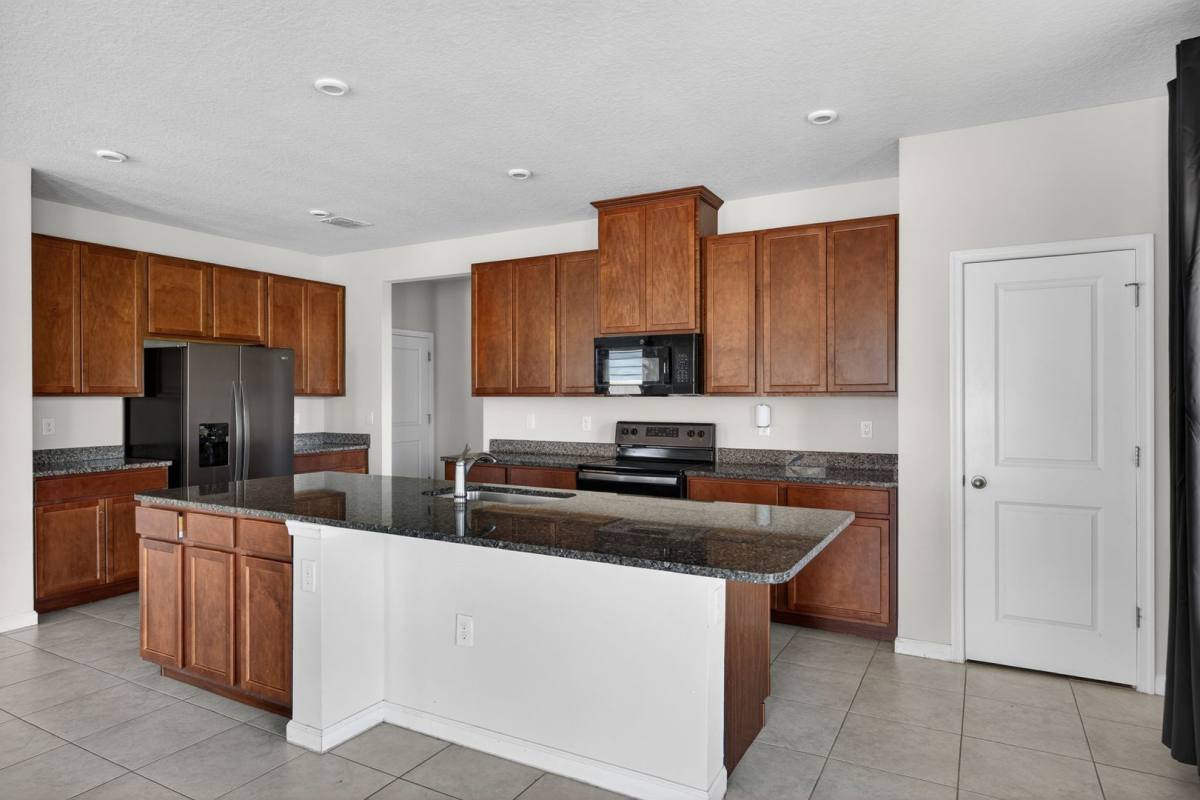 House for rent at 1345 Tan Tara Trail, Jacksonville, FL 32221