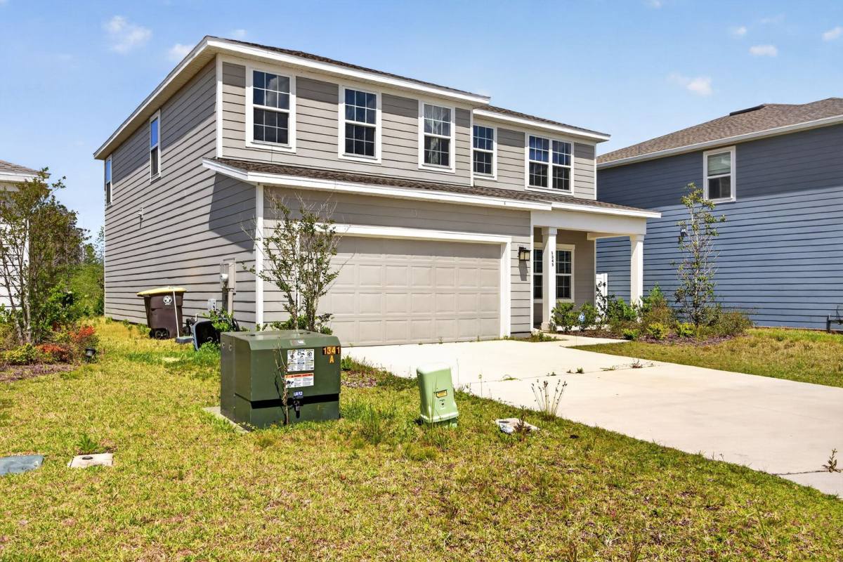 House for rent at 1345 Tan Tara Trail, Jacksonville, FL 32221