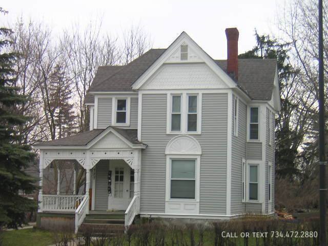 Apartment for rent at 727 W Michigan Ave #2, Ypsilanti, MI 48197