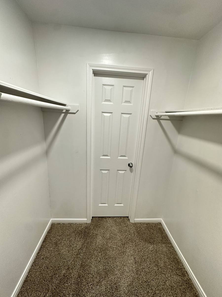 Apartment for rent at 5555 Antoine Dr, Houston, TX 77091