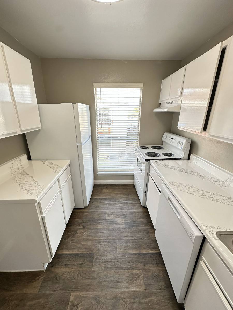 Apartment for rent at 5555 Antoine Dr, Houston, TX 77091