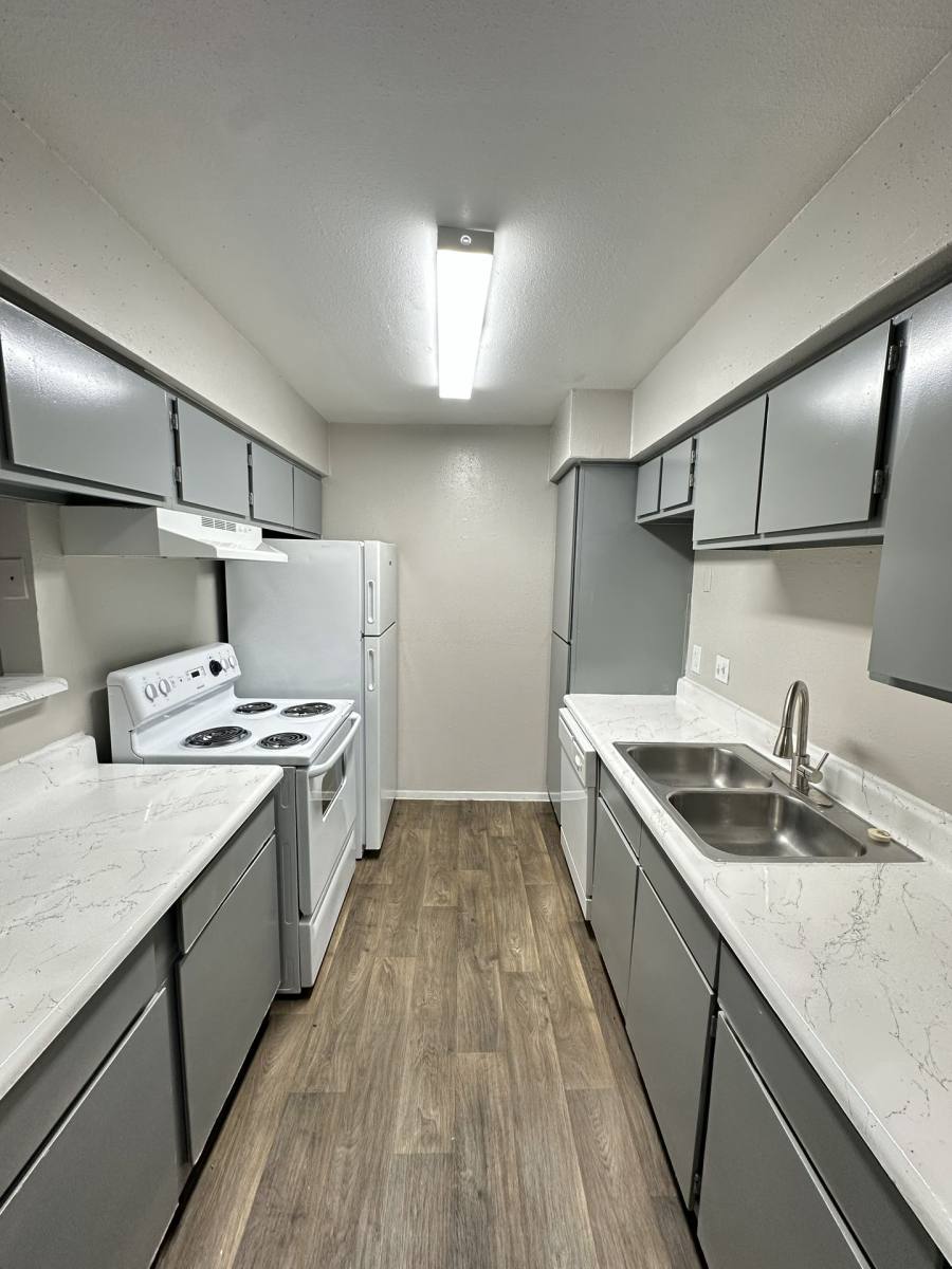 Apartment for rent at 13725 Cambury Dr, Houston, TX 77067