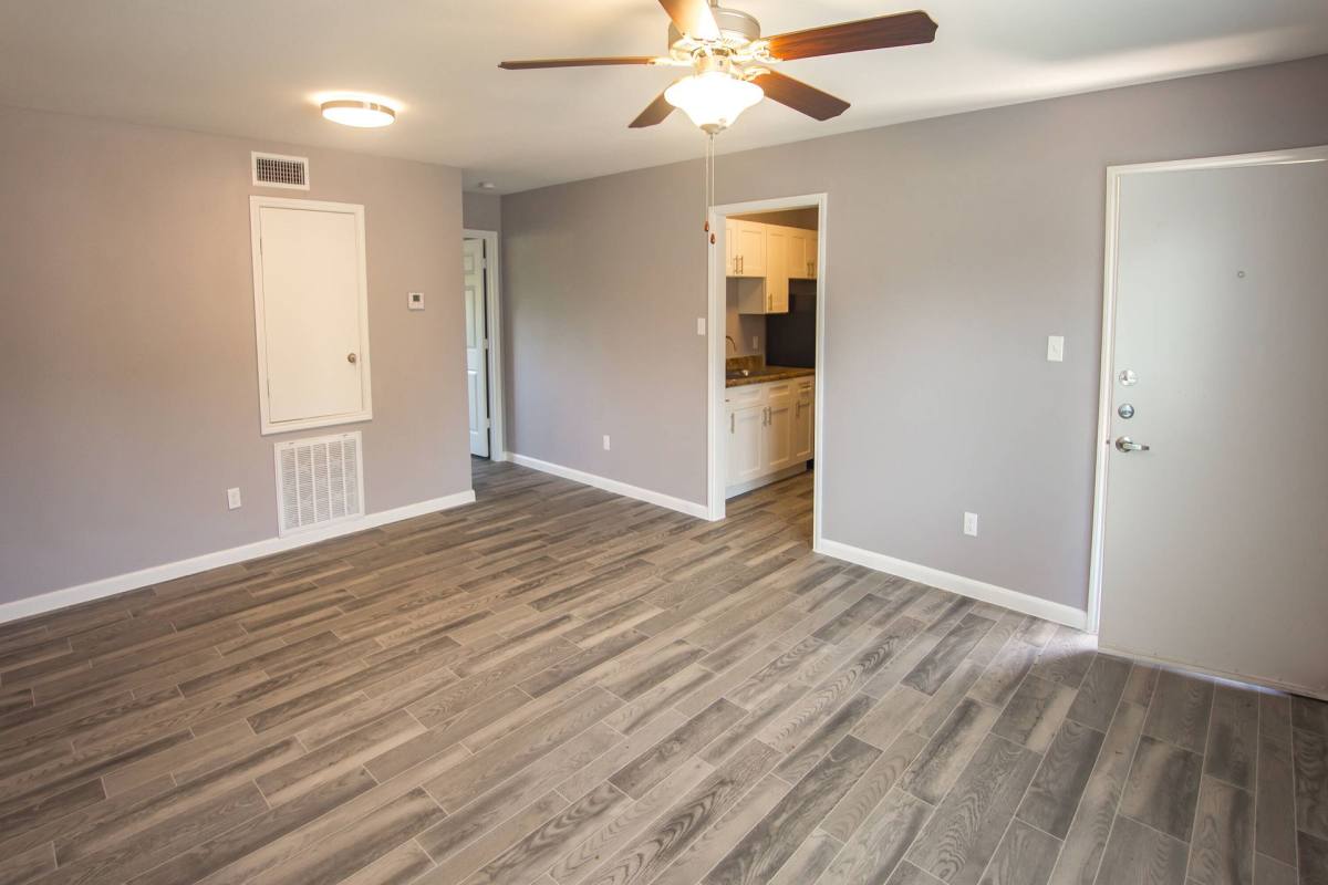 Apartment for rent at 3333 Ridgemont Dr W, Orange, TX 77630