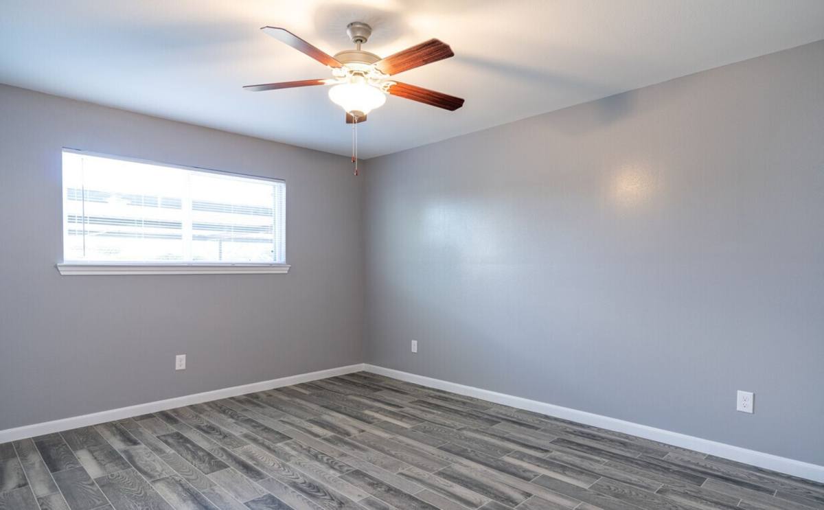 Apartment for rent at 3333 Ridgemont Dr W, Orange, TX 77630