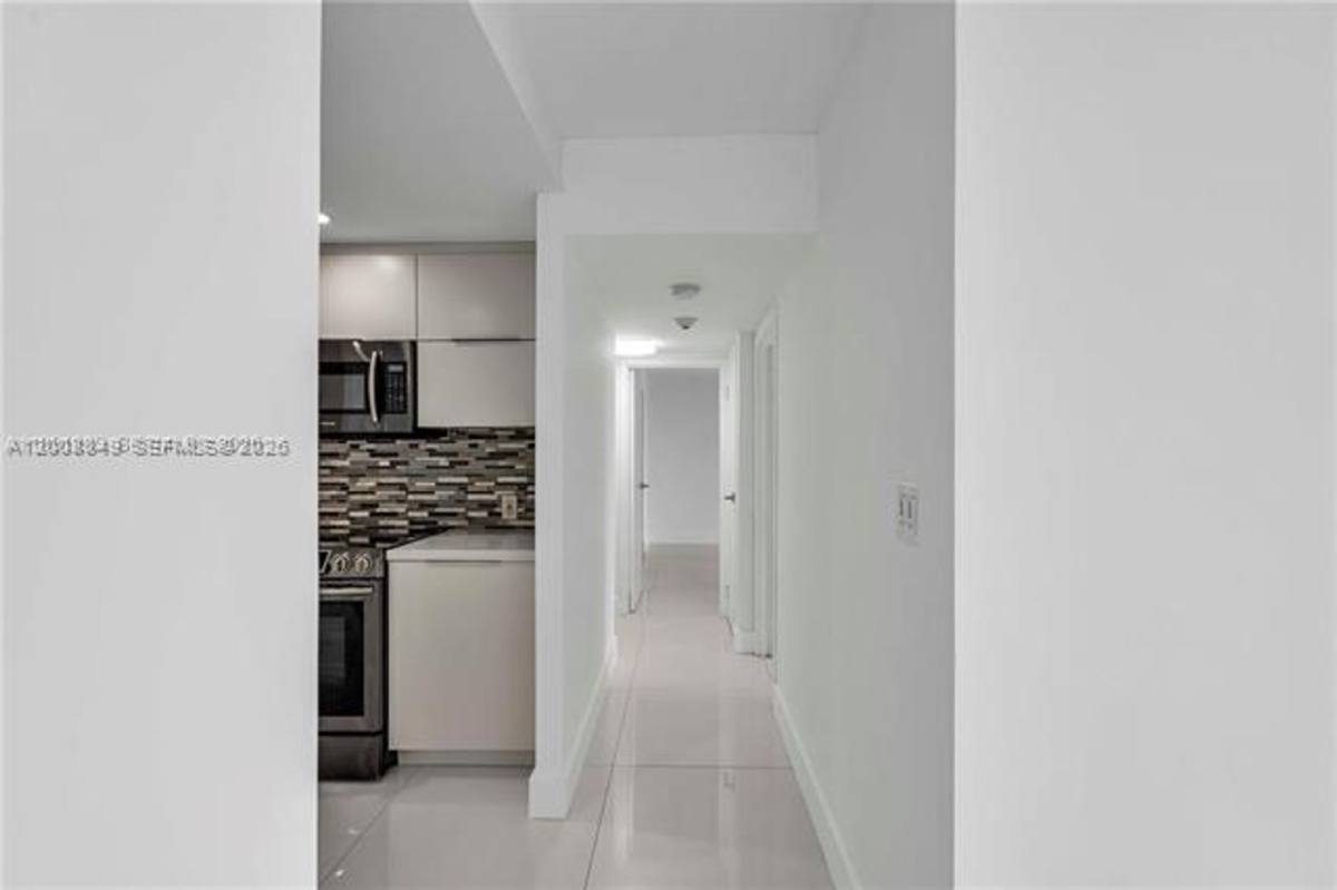 Apartment for rent at 100 Bayview Dr, North Miami Beach, FL 33160